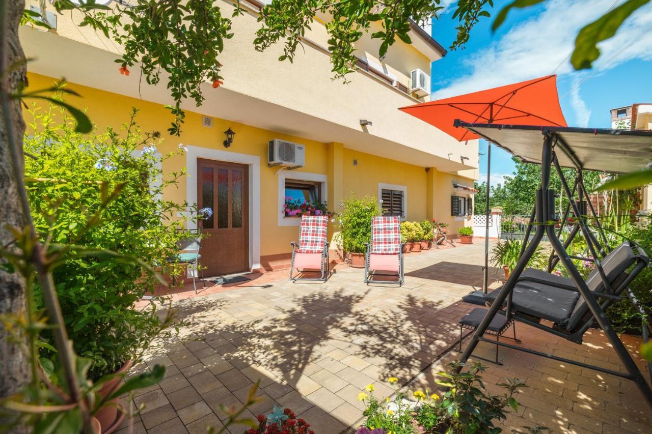 Apartments Basarinka Porec Exterior photo